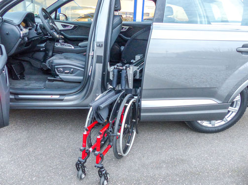 Behindertengerechter Audi Q7 E-Tron, Selbstfahrerumbau, MFD, Handgerät, Ladeboy 2 Maximum, Sodermanns