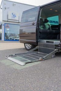 Behindertengerechter Volkswagen T5 Multivan 2.0 TDI Life. Gebrauchtwagen, Sodermanns
