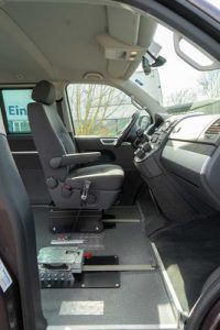 Behindertengerechter Volkswagen T5 Multivan 2.0 TDI Life. Gebrauchtwagen, Sodermanns